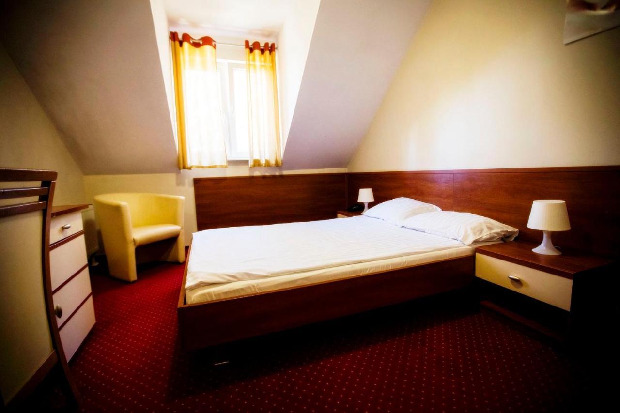Hotel LUKA Radom Exterior foto